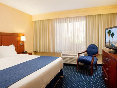 Courtyard By Marriott 3*