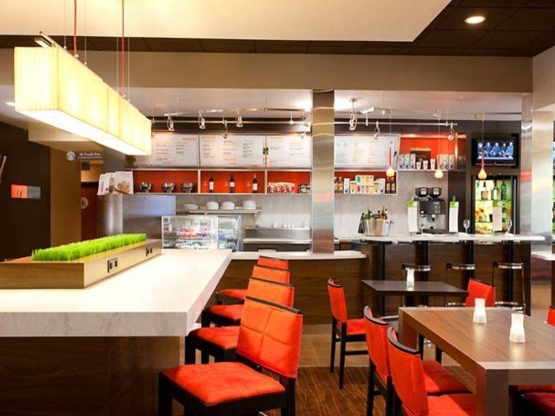Hotel Courtyard By Marriott Palm Springs