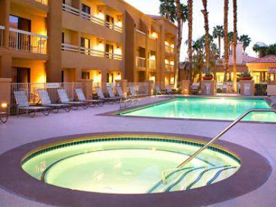 Courtyard By Marriott Hotel 3*