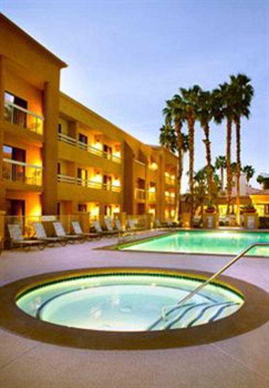 Hotel Courtyard By Marriott Palm Springs